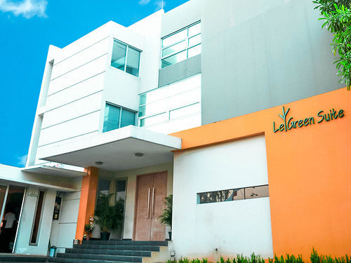 Legreen Suite Pejompongan Джакарта Экстерьер фото